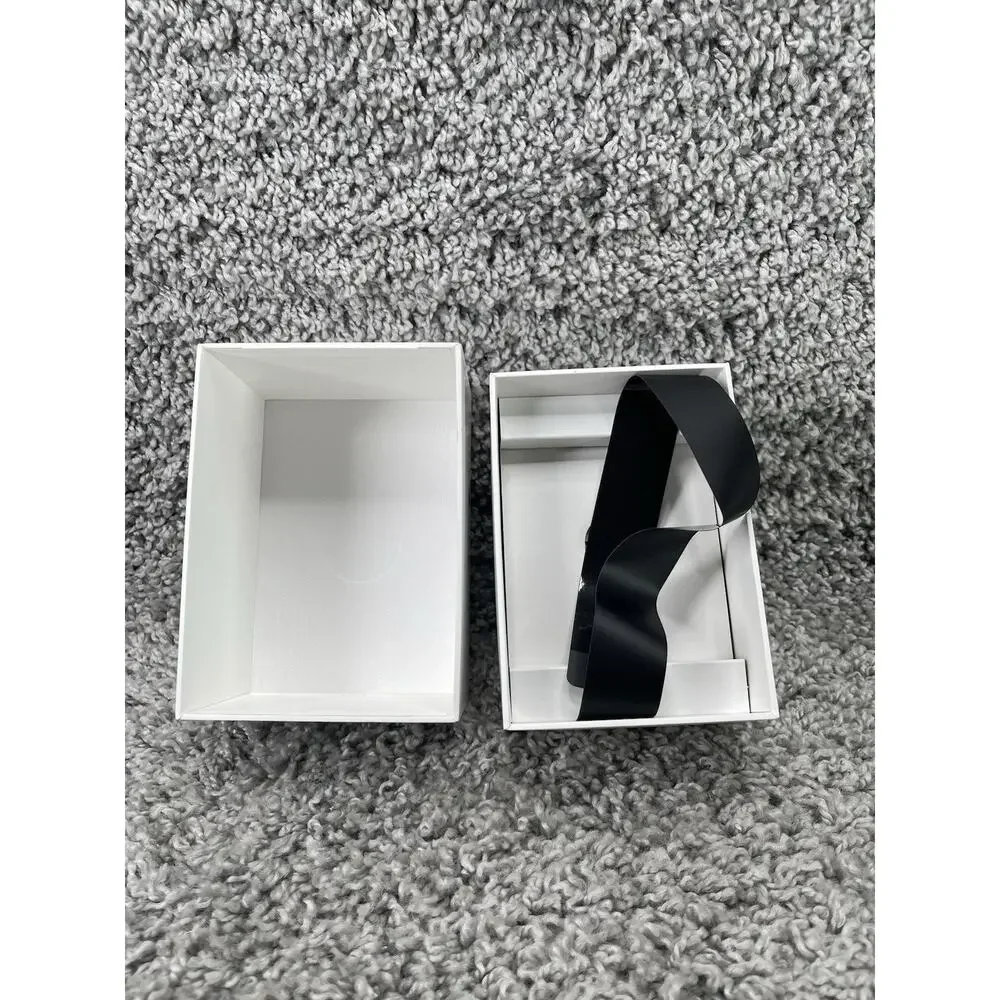 Apple TV 4K 3rd Generation 128 GB Wifi Ethernet MN2843 EMPTY BOX